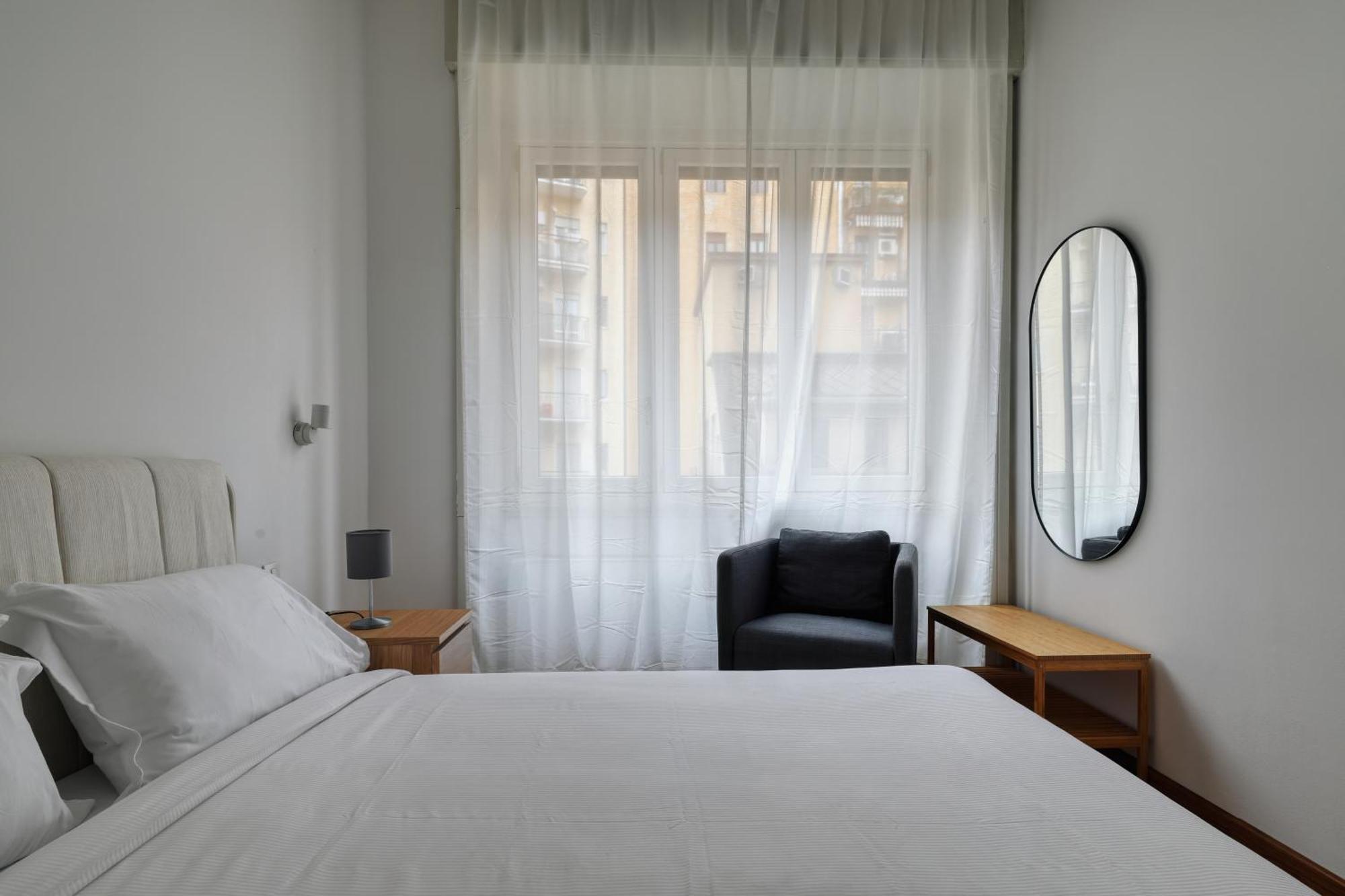 Joivy Chic 3-Bed Flat Near Colonne Di San Lorenzo Milano Esterno foto